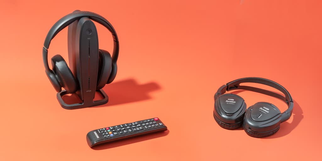 What Headphones Can I Use with My TV? 2 What Headphones Can I Use with My TV? 1