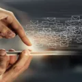 Is AOL Mail Shutting Down? 2 email