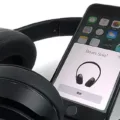 How to Connect Your Wireless Beats to iPhone 8 How to Connect Your Wireless Beats to iPhone 7