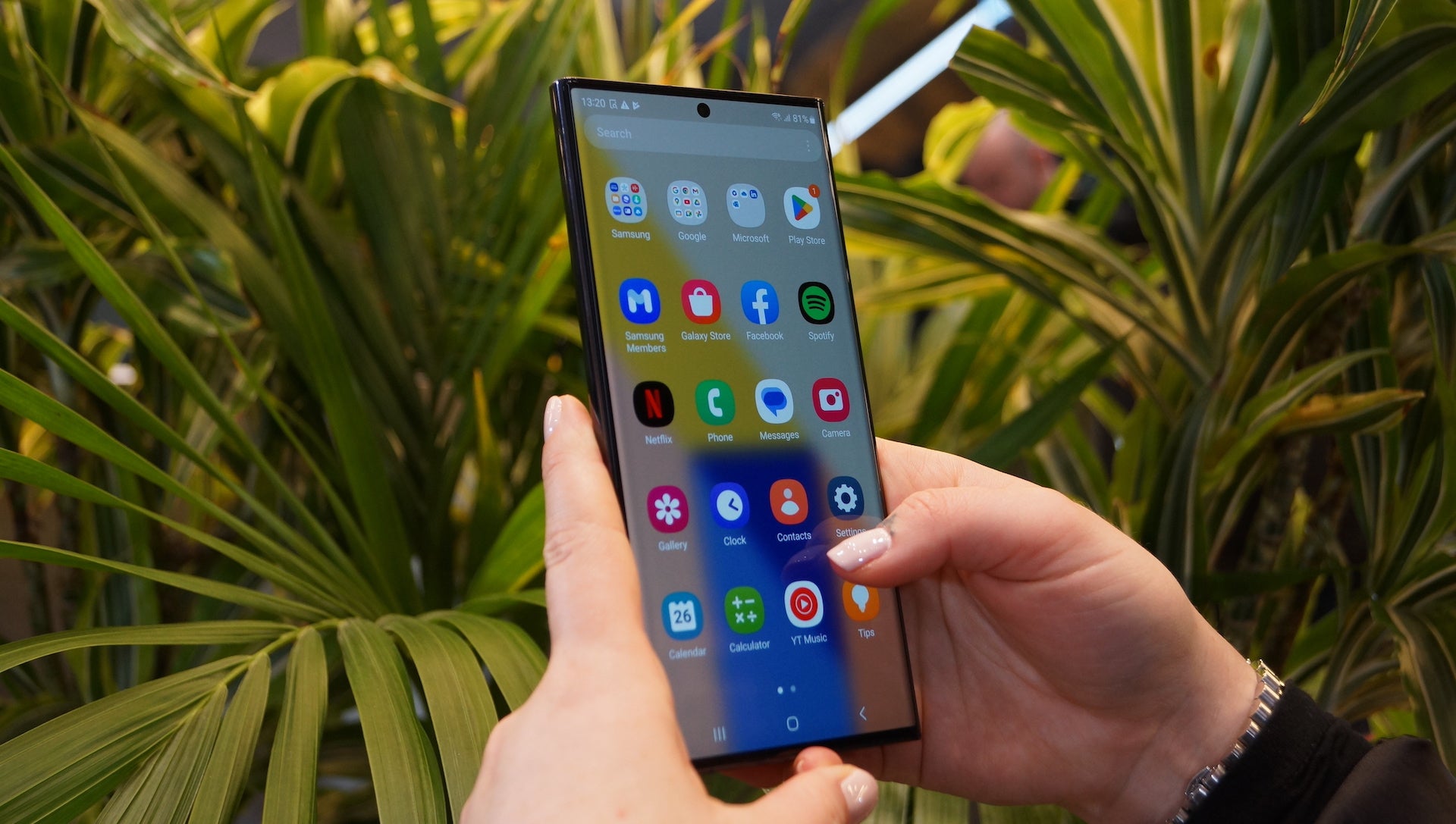 Why Did the Home Button Disappear on Your Smartphone? 2 Why Did the Home Button Disappear on Your Smartphone? 1