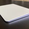 Comparing Apple's Magic Trackpad and Magic Mouse 6 Comparing Apple's Magic Trackpad and Magic Mouse 5