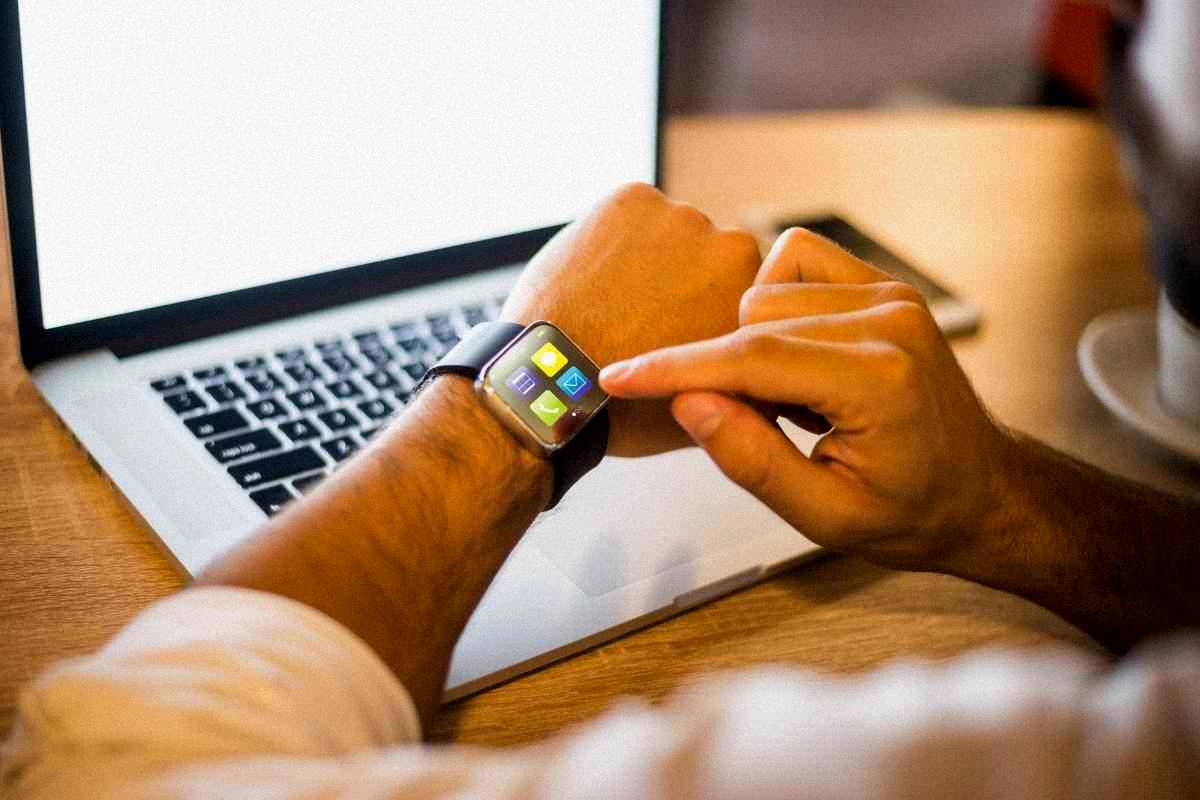 apple watch keeps zooming in apple watch keeps zooming in