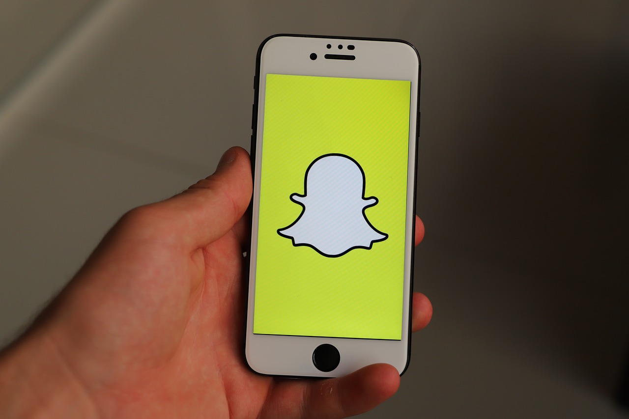 Are Snapchat Messages Really Private? 1 snapchat