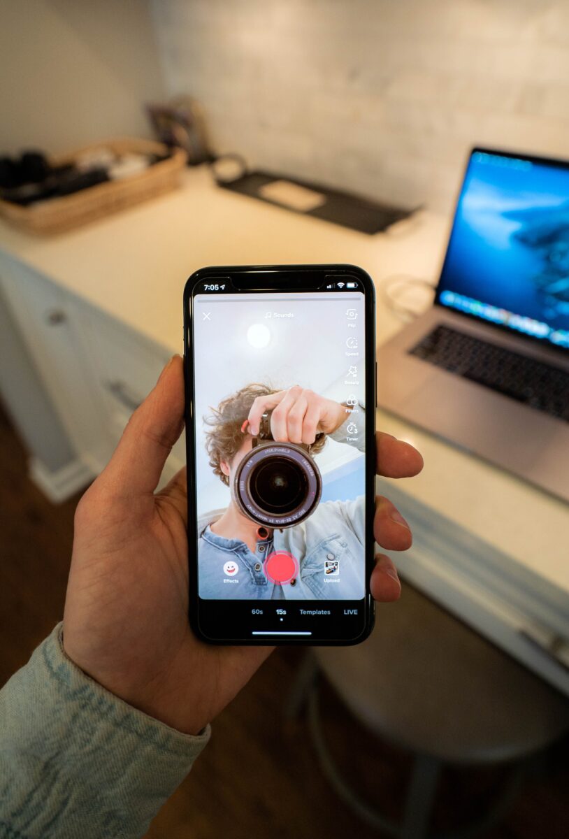 How To Take The Best Profile Picture For TikTok 1 TikTok