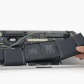2015 MacBook Pro Battery Replacement Tips 7 2015 MacBook Pro Battery Replacement Tips 6