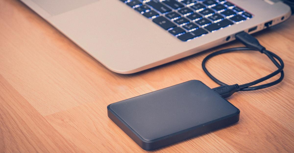 how to backup macbook to external hard drive how to backup macbook to external hard drive