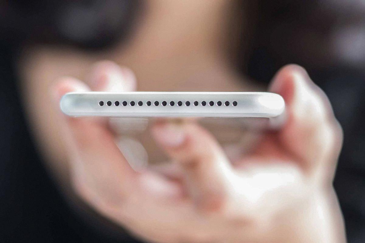 how to clean phone speaker how to clean phone speaker