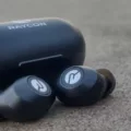 How to Turn On Your Raycon Earbuds 16 How to Turn On Your Raycon Earbuds 15