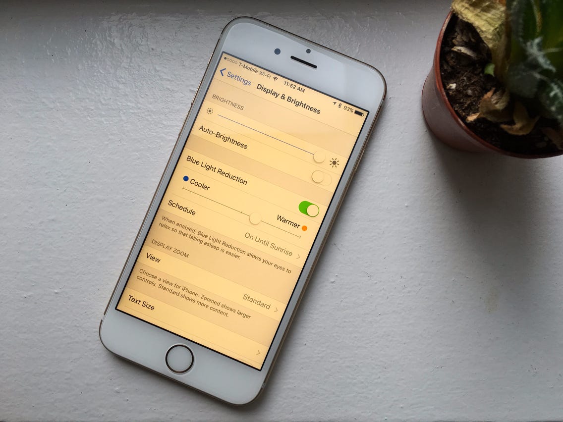 How to Maximize Productivity with the Night Shift iPhone Feature 2 How to Maximize Productivity with the Night Shift iPhone Feature 1