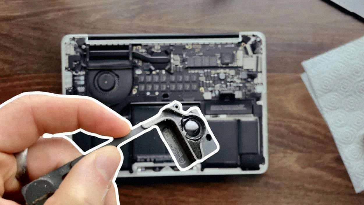 macbook pro speakers crackling macbook pro speakers crackling