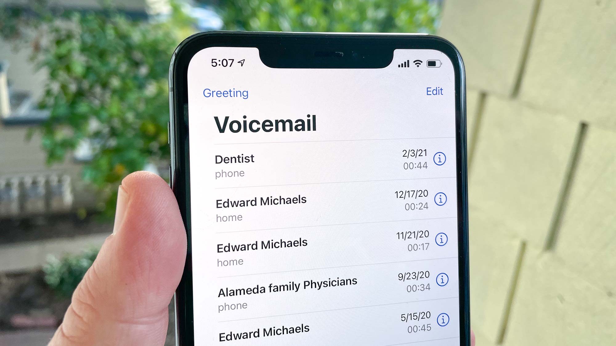 How to Leave a Voicemail Without Making a Call 2 How to Leave a Voicemail Without Making a Call 1