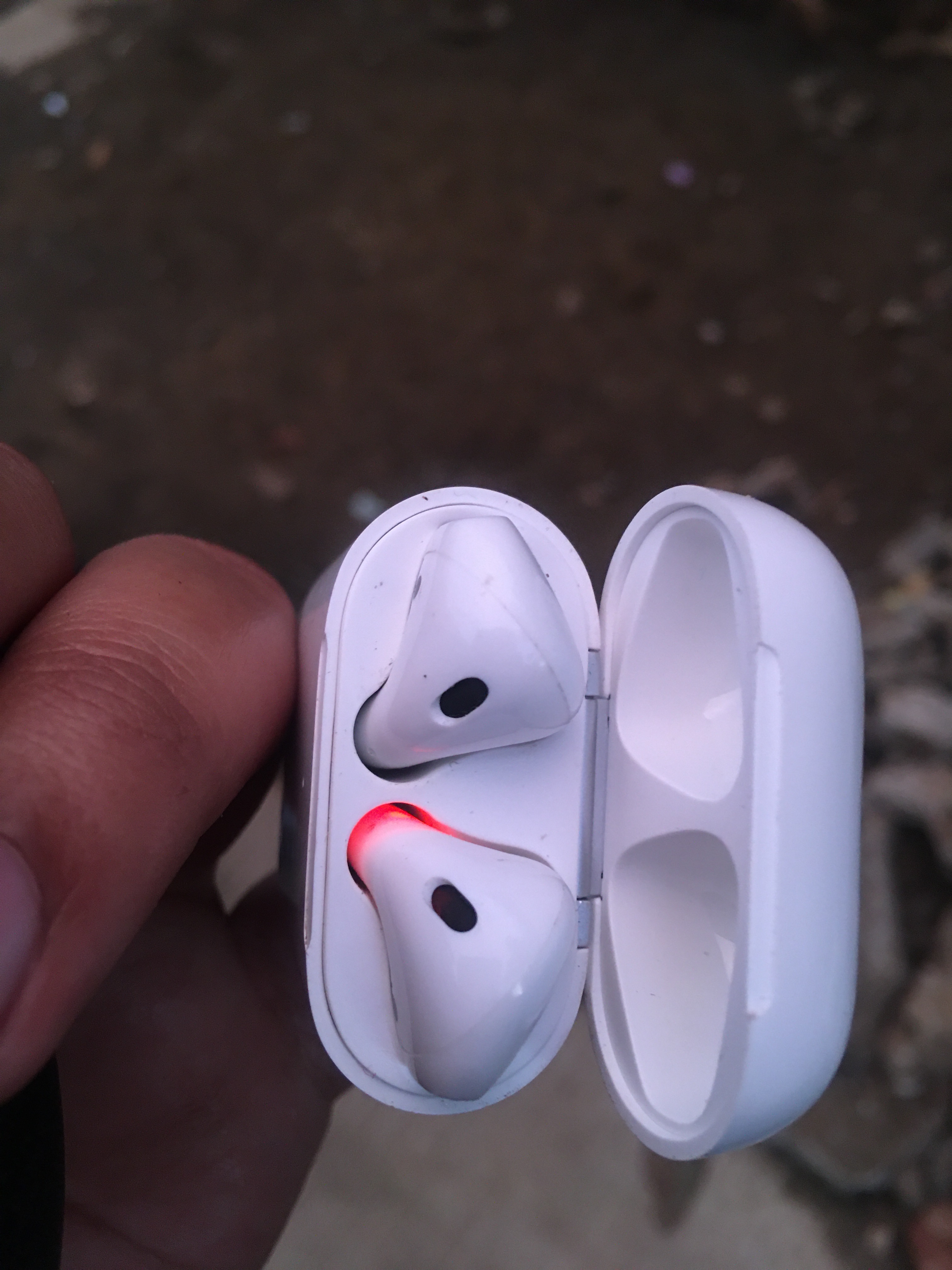 Why Do Some Airpods Have A Light Inside 16 Why Do Some Airpods Have A Light Inside 15