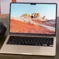 Best Earphones for Your MacBook Air 6 Best Earphones for Your MacBook Air 5