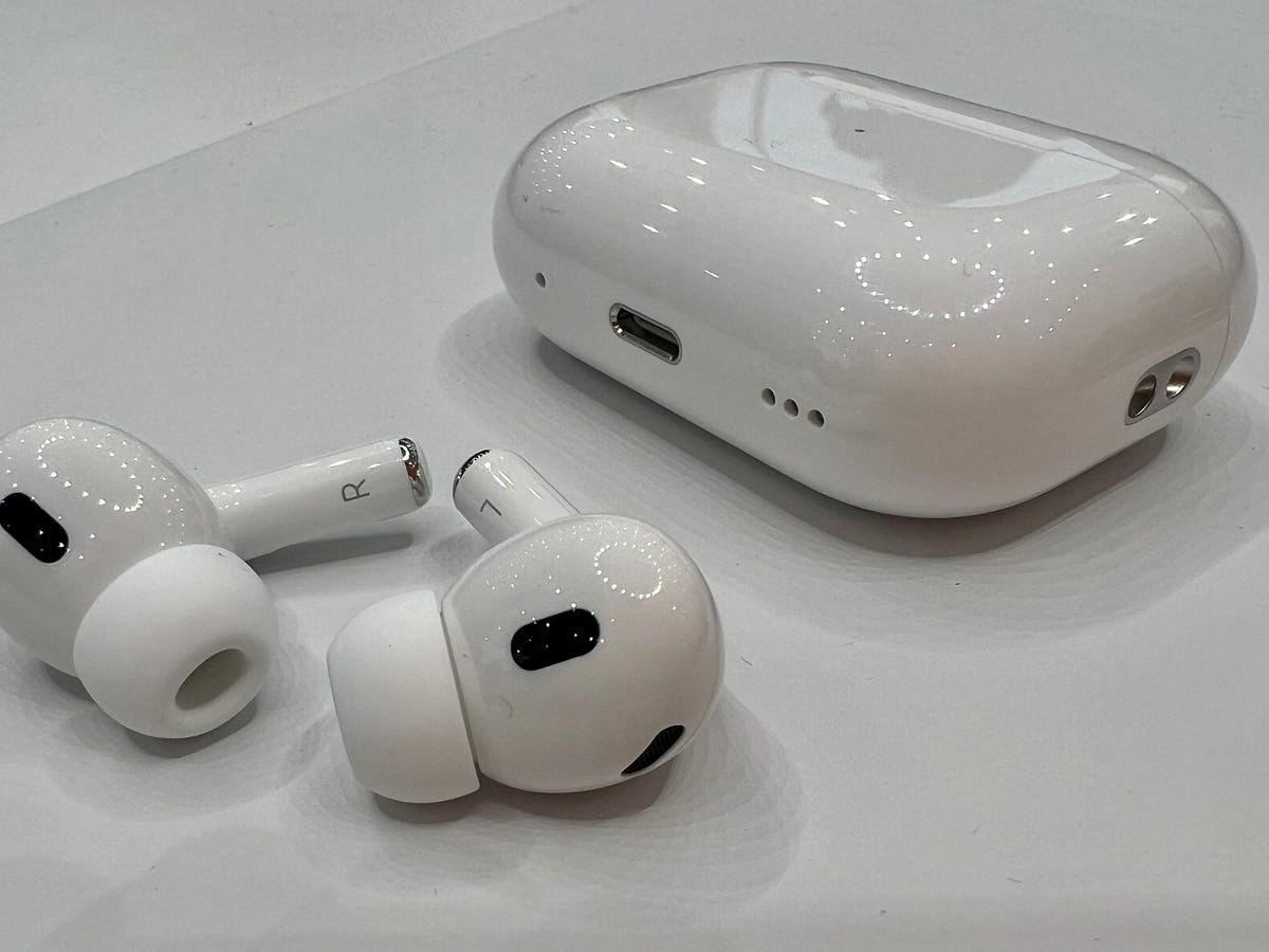 airpods for motorcycle riding airpods for motorcycle riding