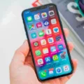 How to Fix Half-Screen iPhone XR 11 How to Fix Half-Screen iPhone XR 10