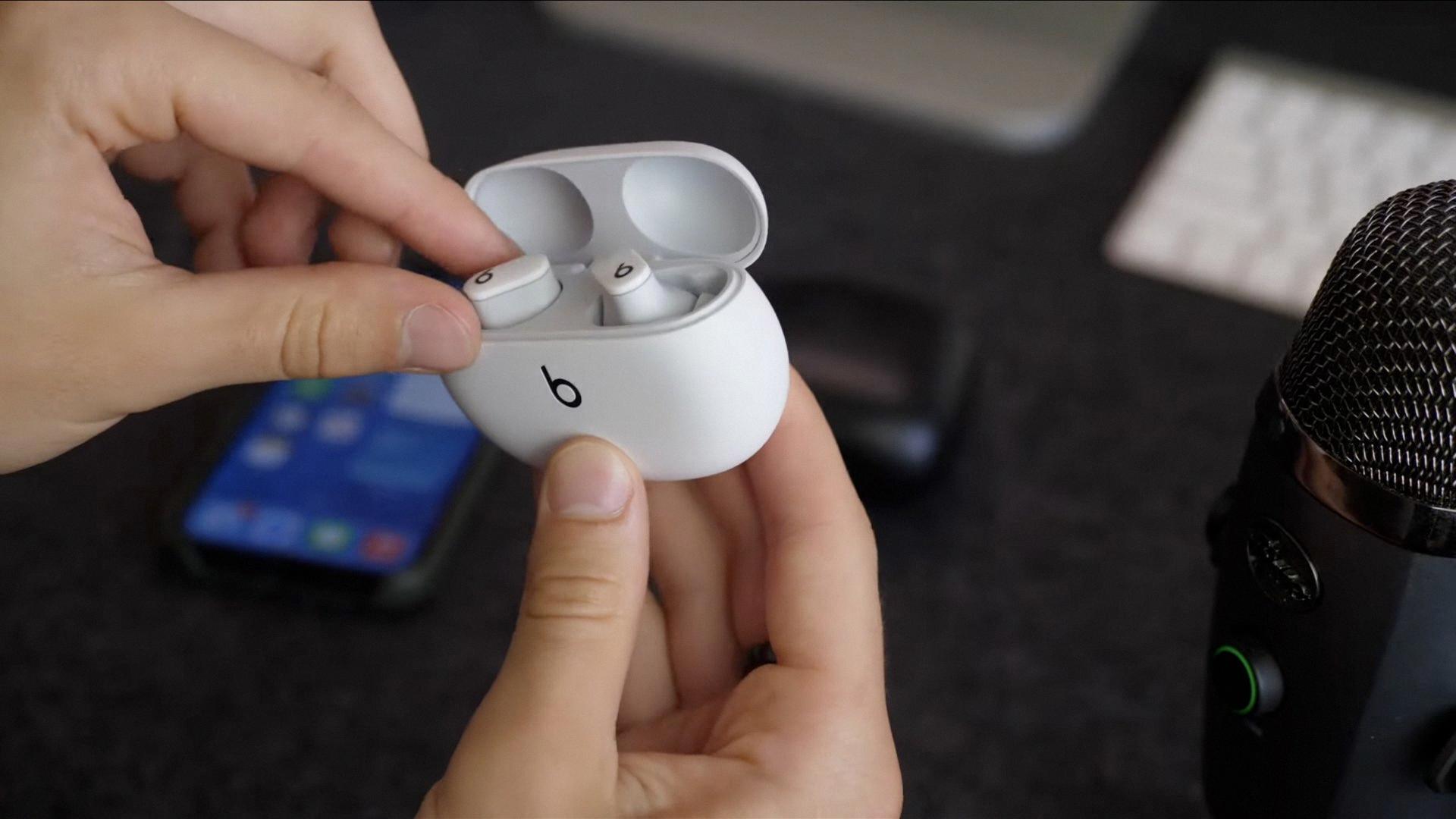 how to charge the beats studio buds how to charge the beats studio buds