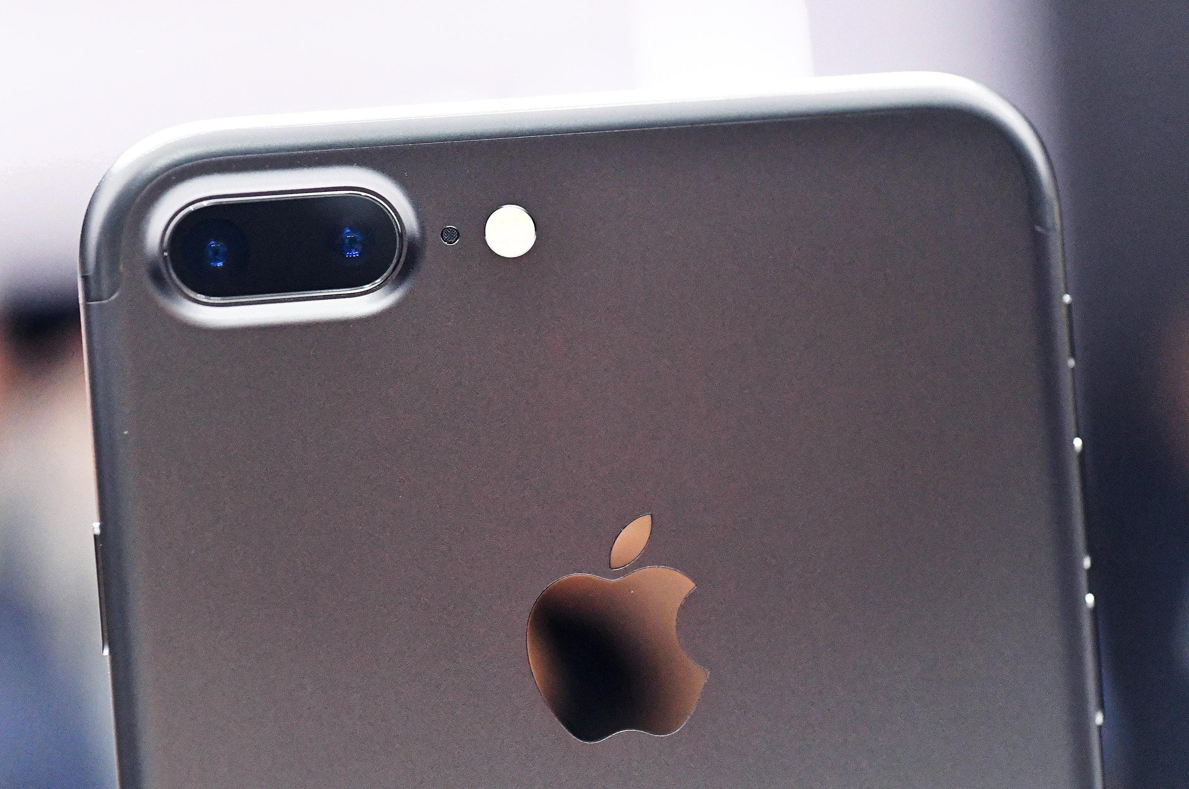 how to get moisture out of iphone camera how to get moisture out of iphone camera