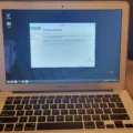 Unlock the Power of Linux Mint on Your MacBook 3 Unlock the Power of Linux Mint on Your MacBook 2