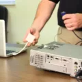 How To Connect Macbook Air To Hdmi Projector 4 How To Connect Macbook Air To Hdmi Projector 3