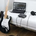 How to Plug Guitar Into Your iPad 13 How to Plug Guitar Into Your iPad 12