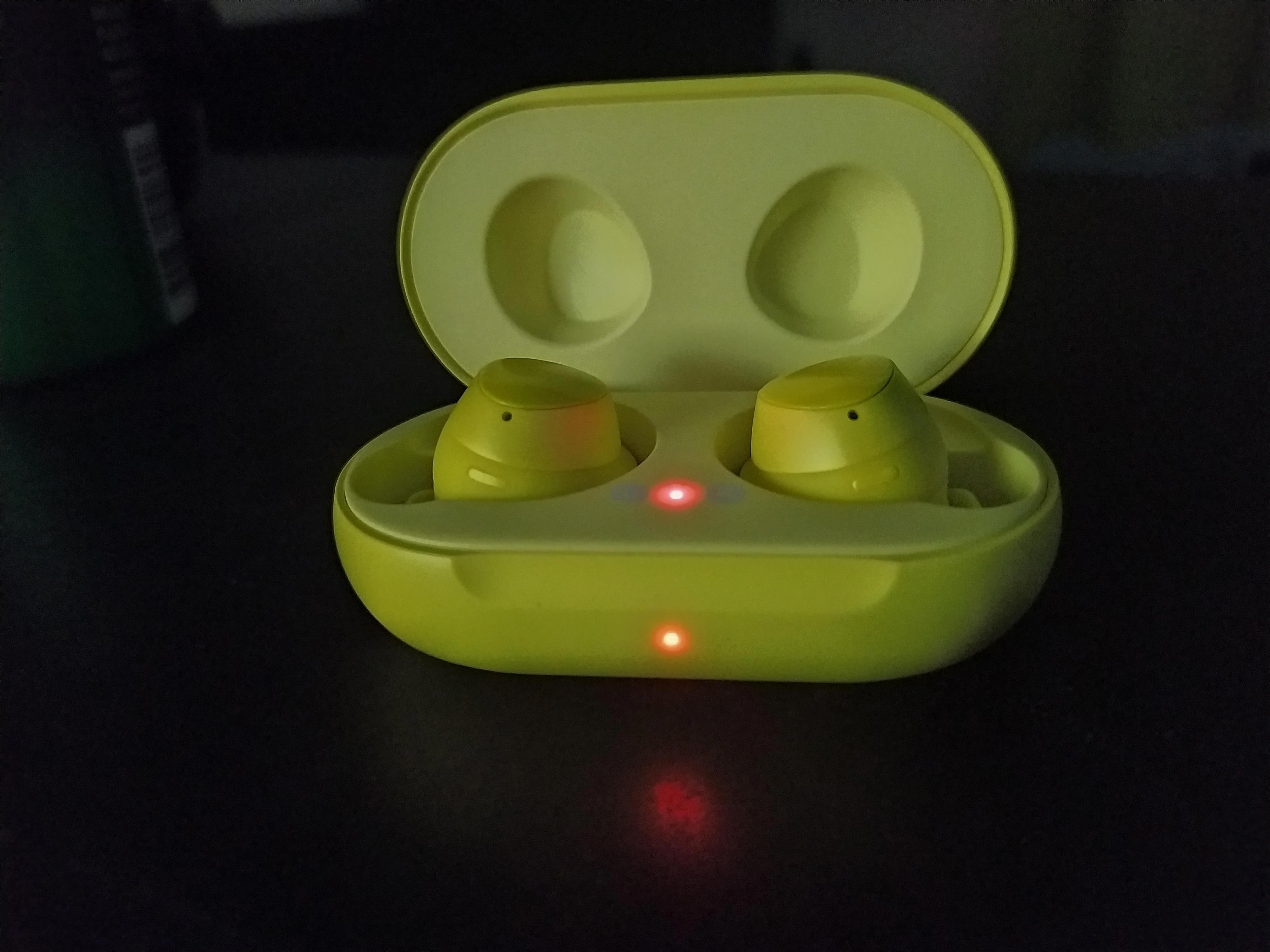 galaxy buds not charging and red led always on galaxy buds not charging and red led always on