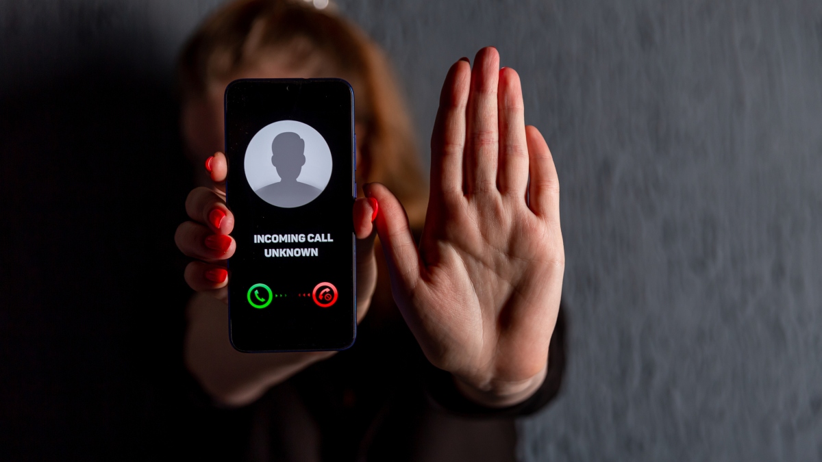 Why Do I Still Receive Calls From Blocked Numbers? 2 Why Do I Still Receive Calls From Blocked Numbers? 1