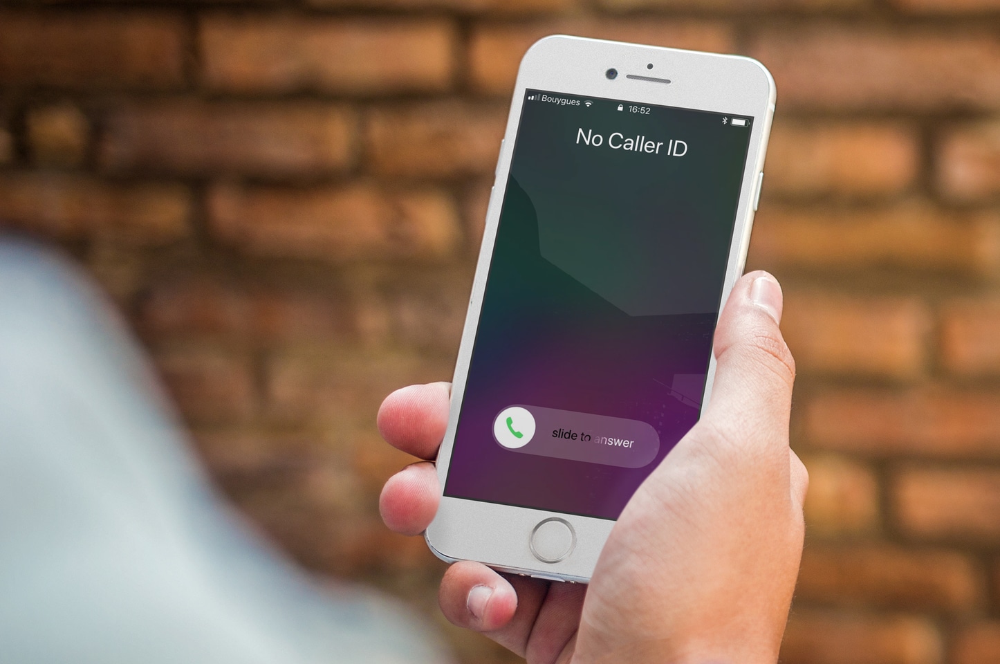 Why Does Your Caller ID Show a Different Location? 2 Why Does Your Caller ID Show a Different Location? 1