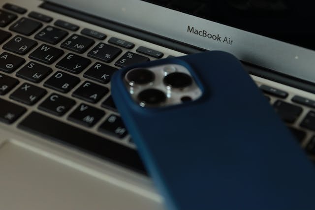 How To Turn Off Iphone Without Screen 4 Last Resorts if Nothing Responds