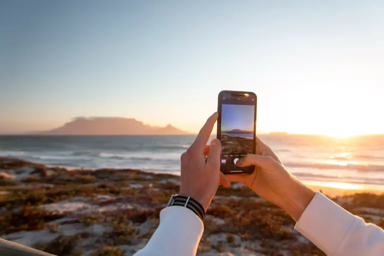 How To Photoshop On Iphone 4