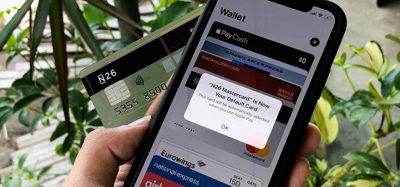 how to make apple pay default card on iphone