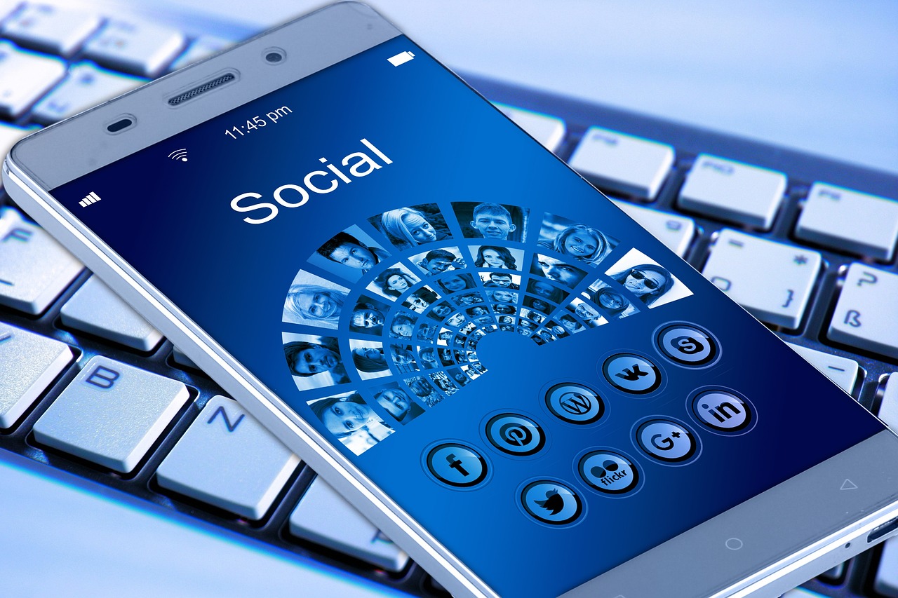 How To Delete Photos On Facebook 1