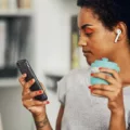 What To Do If Airpods Hurt Your Ears ? 5