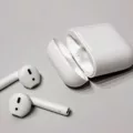 Do Airpods Work Without Case ? 12 Do Airpods Work Without Case ? 11