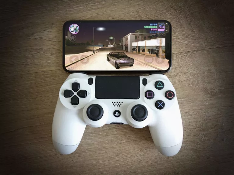 How To Connect PS4 Controller To IPhone? 1