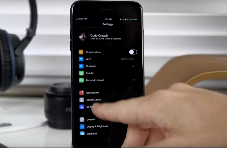 How To Invert Colors On Iphone 13