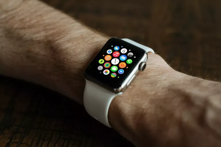 How the Visible Apple Watch Can Enhance Your Everyday Life 11