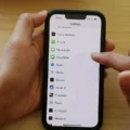 How to Use FaceTime Filters to Look Cool on Videos 4 How to Use FaceTime Filters to Look Cool on Videos 3