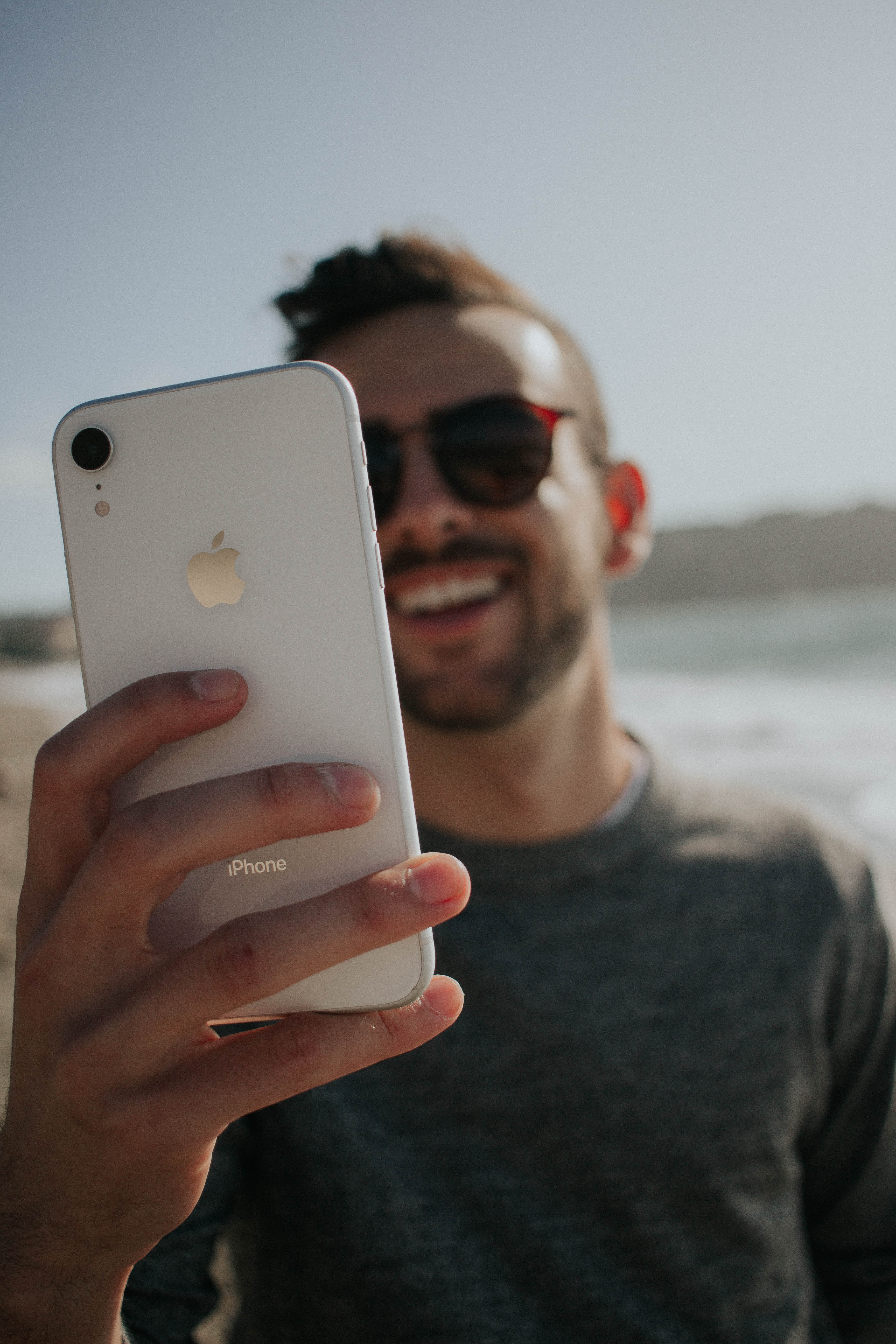 how to delete a favorite phone number on iphone