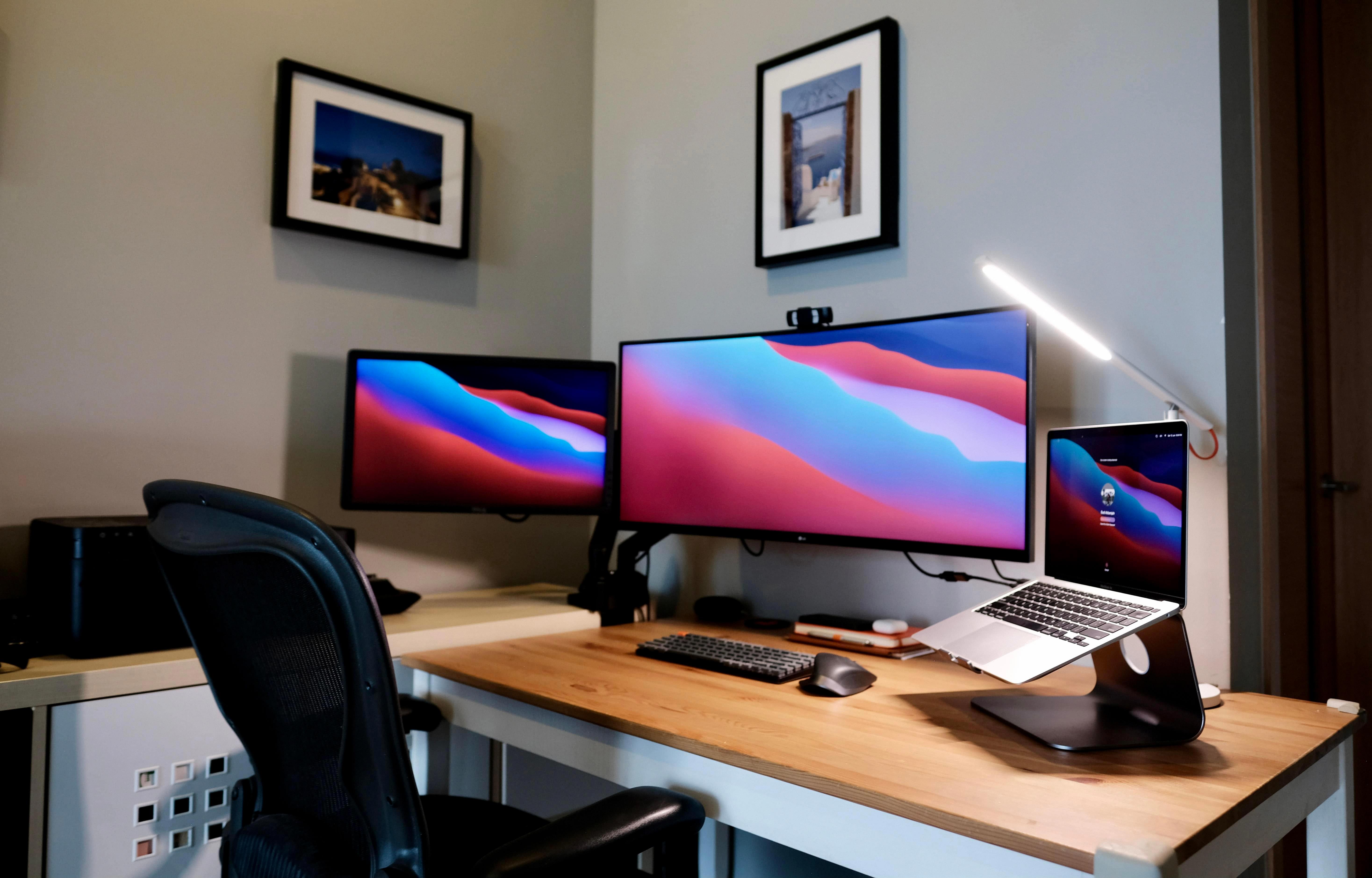 macbook air dual monitor
