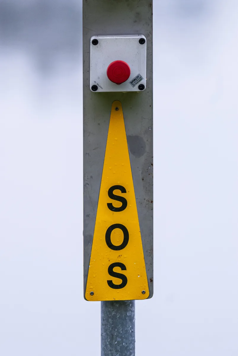 SOS Text - An Emergency Situation 2 SOS Text - An Emergency Situation 1