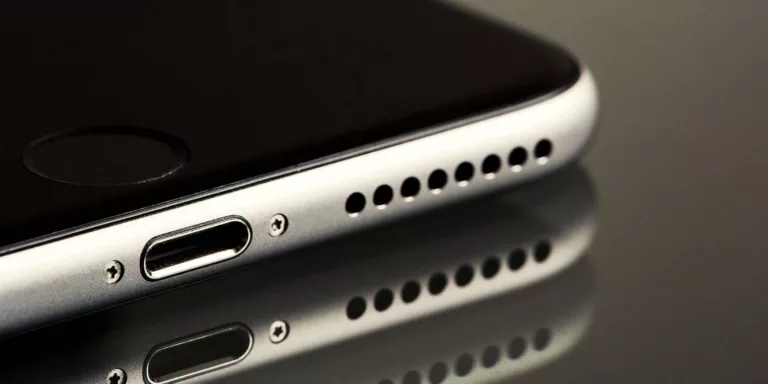 Get the Best Audio Experience with the iPhone's Amazing Speakers 15