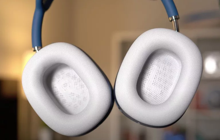 How to Clean Your AirPods Max Ear Cups 15
