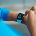 How to Fix a Popped-Up Face on Apple Watch 16 How to Fix a Popped-Up Face on Apple Watch 15