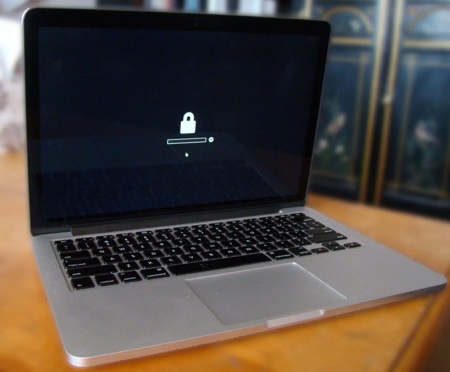 Unlock the Secrets to EFI Lock on Your Mac 1