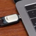 How to Install MacOS from a USB Drive 7