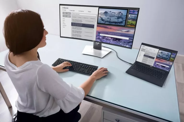 How to Connect a Dell Laptop to an Apple Monitor 7