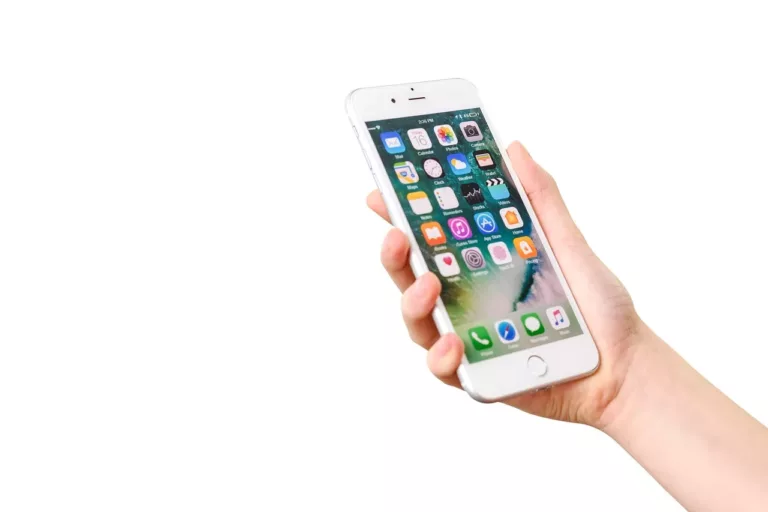 How to Set Up an On-Screen Home Button on Your iPhone 7 13