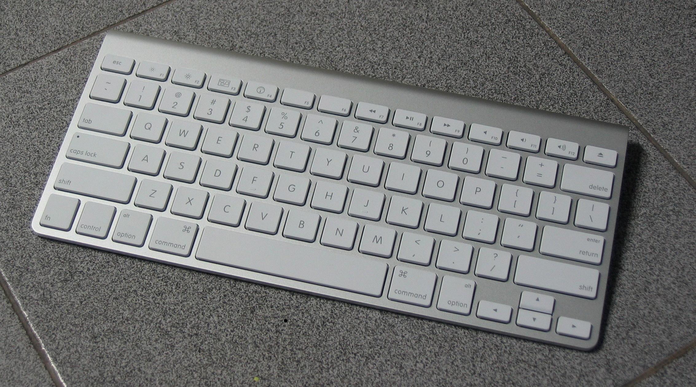 how-to-connect-apple-keyboard-to-a-mac-devicemag