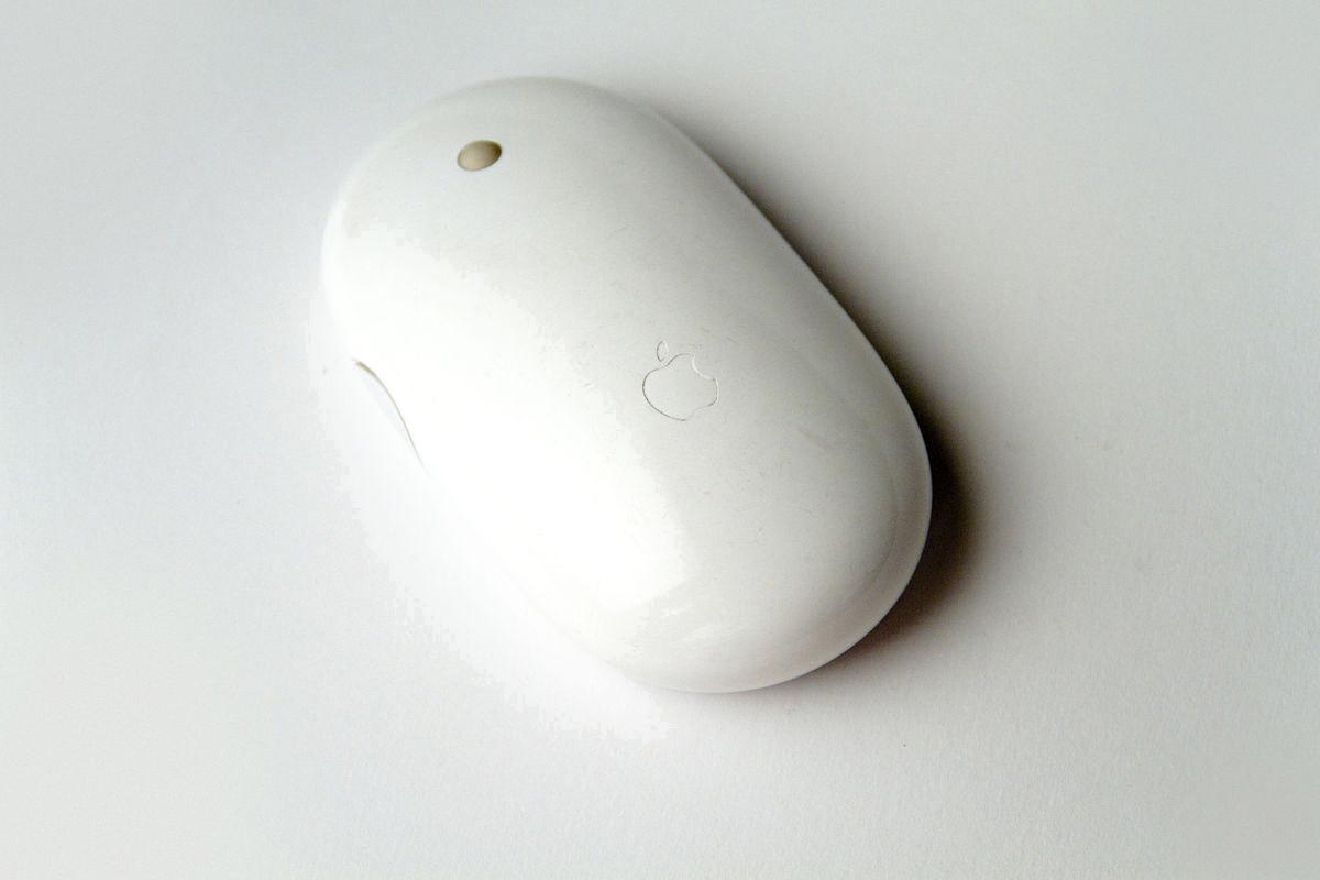how to connect wireless mouse to mac without mouse