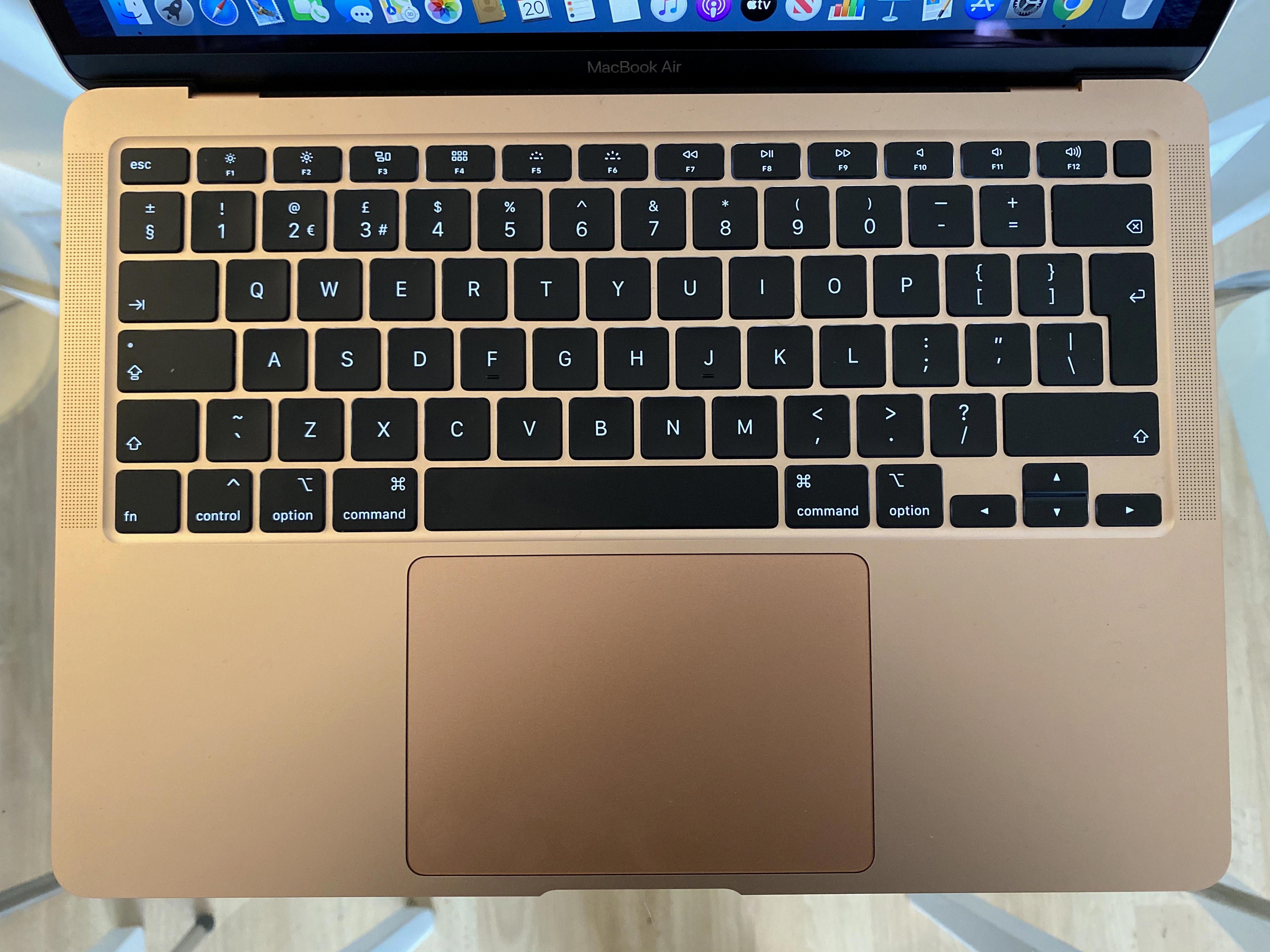 macbook air light up keyboard